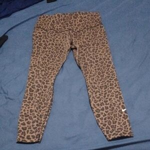 Nike Women Dri-Fit Leopard Print Leggings Size 1X